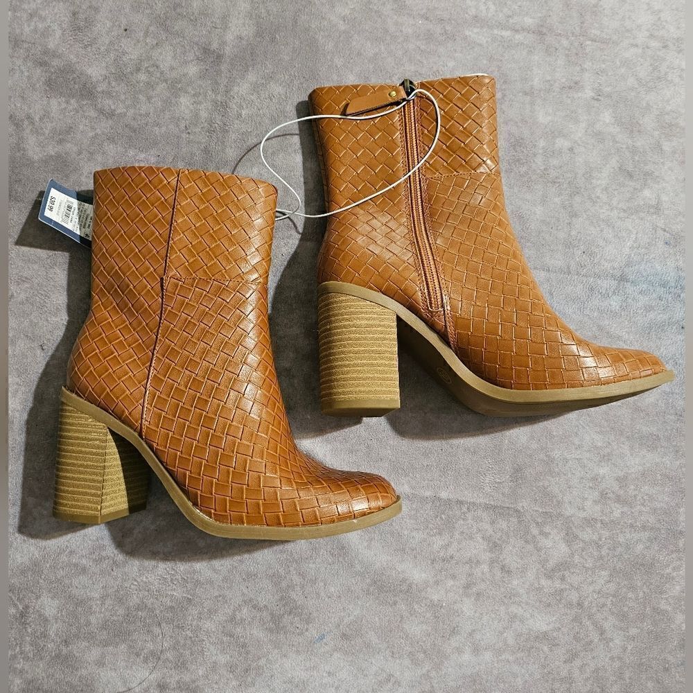 Women's Arden Mud Shaft Boots Size 6.5